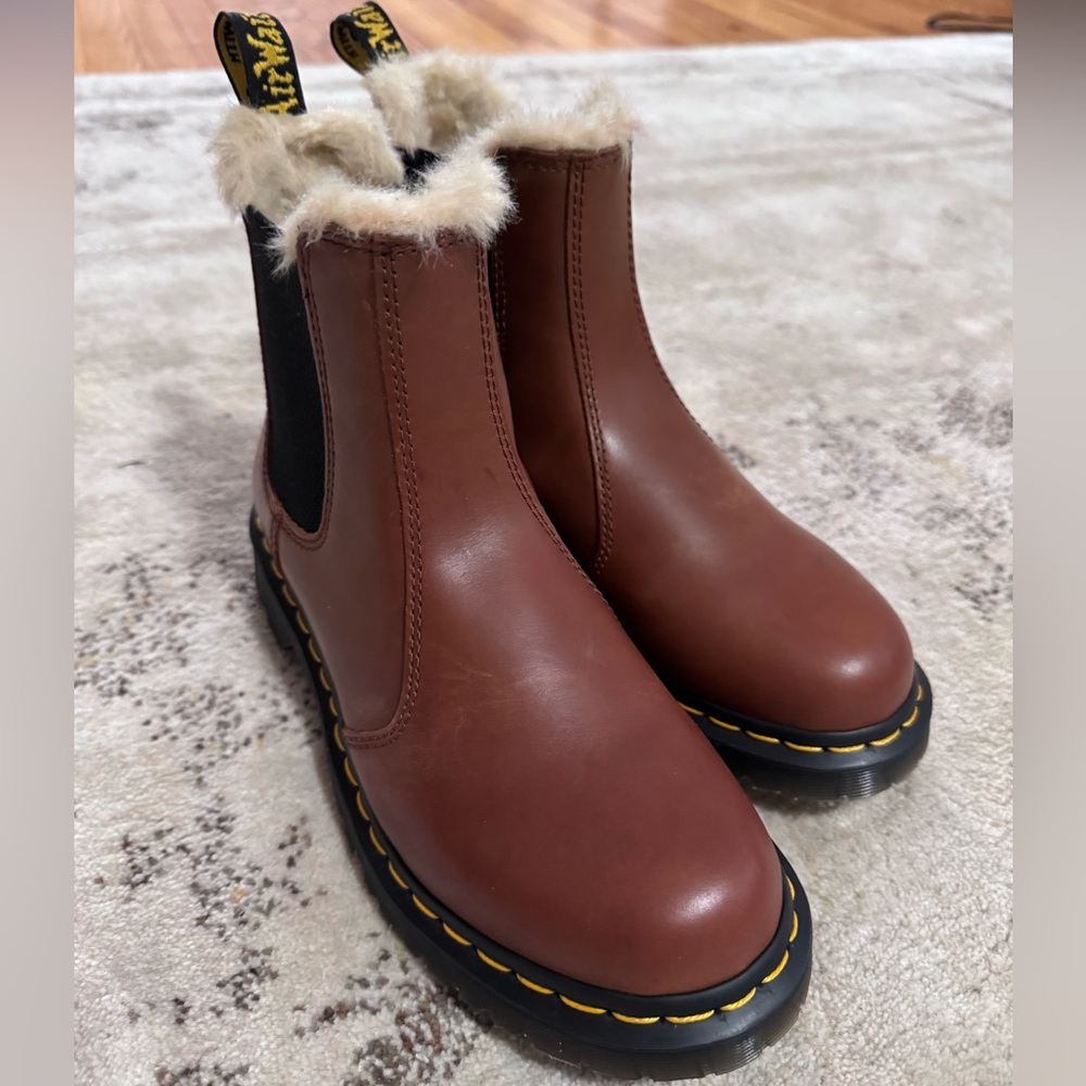 Like new condition, Dr. Martens Women's 2976 Faux Fur Lined Boot, Tan, size 8